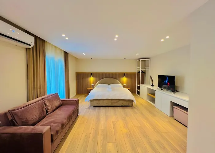 Tirana Center Hideaway